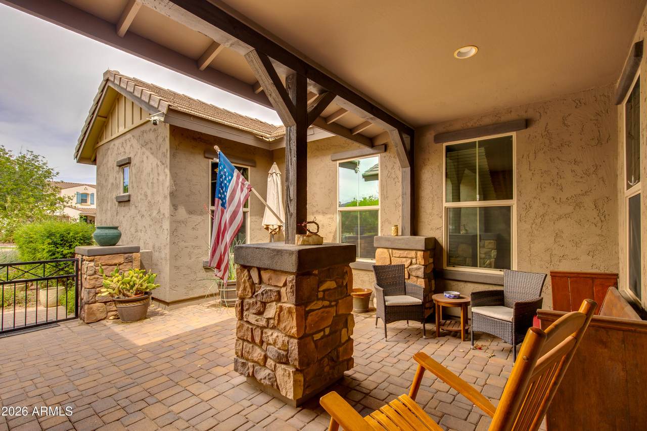 20501 Hamilton Street - Photo 1