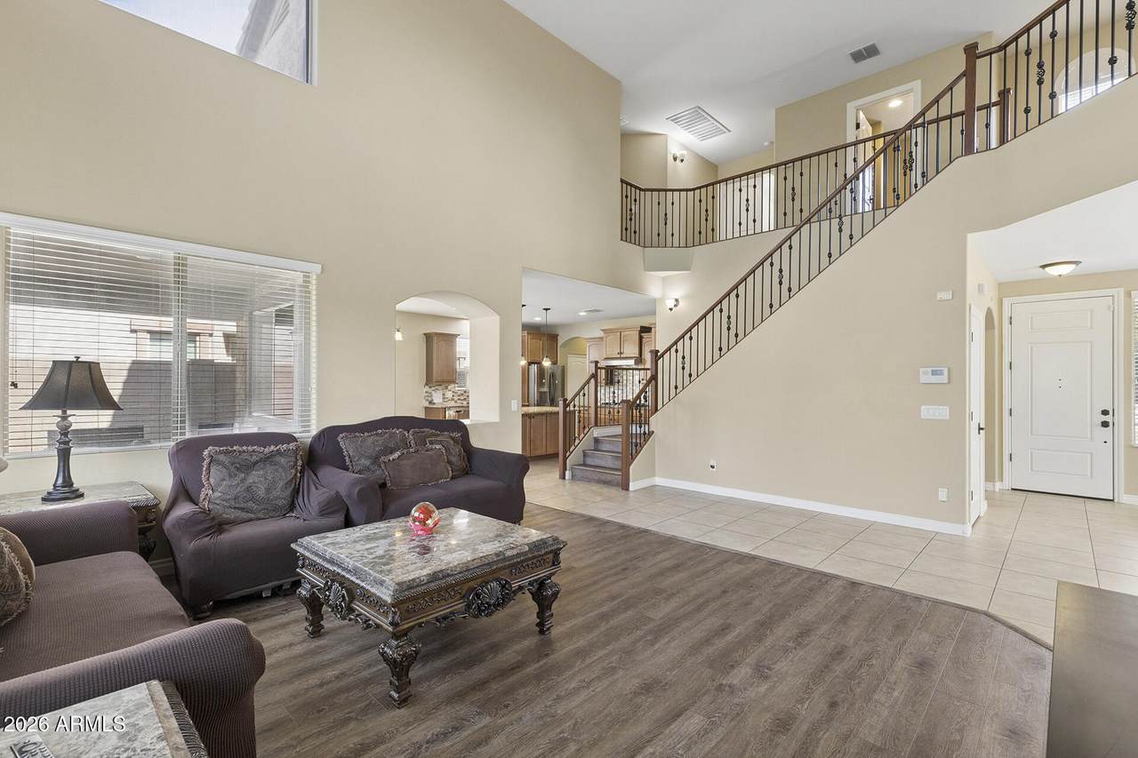 244 Mead Drive - Photo 1