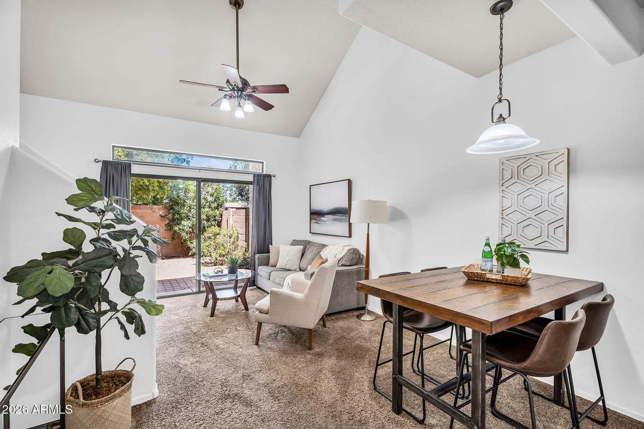 1015 Val Vista Drive - Photo 1