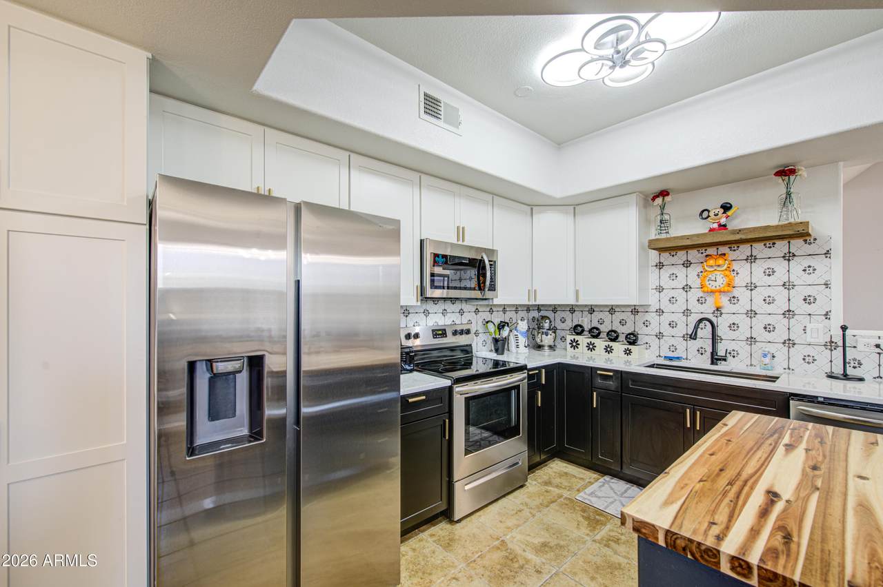 900 94TH Street - Photo 1