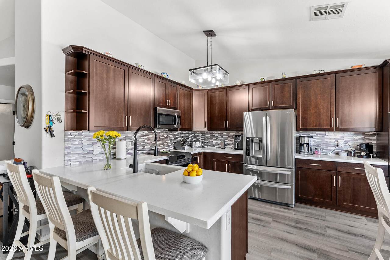 509 St Claire - Photo 1
