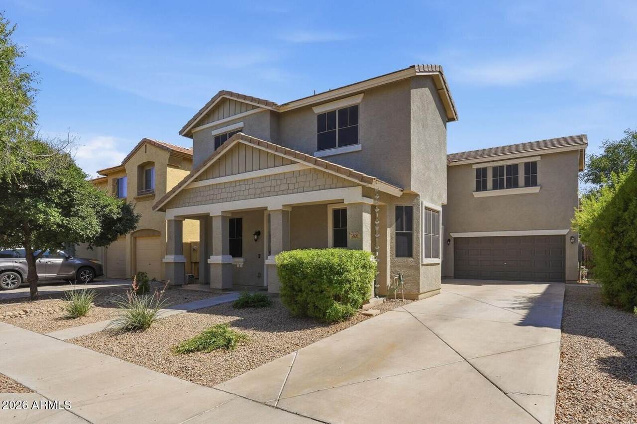 3801 Parkview Drive - Photo 1