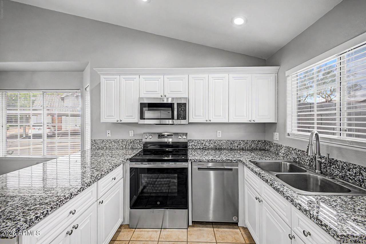 860 Mcqueen Road - Photo 1