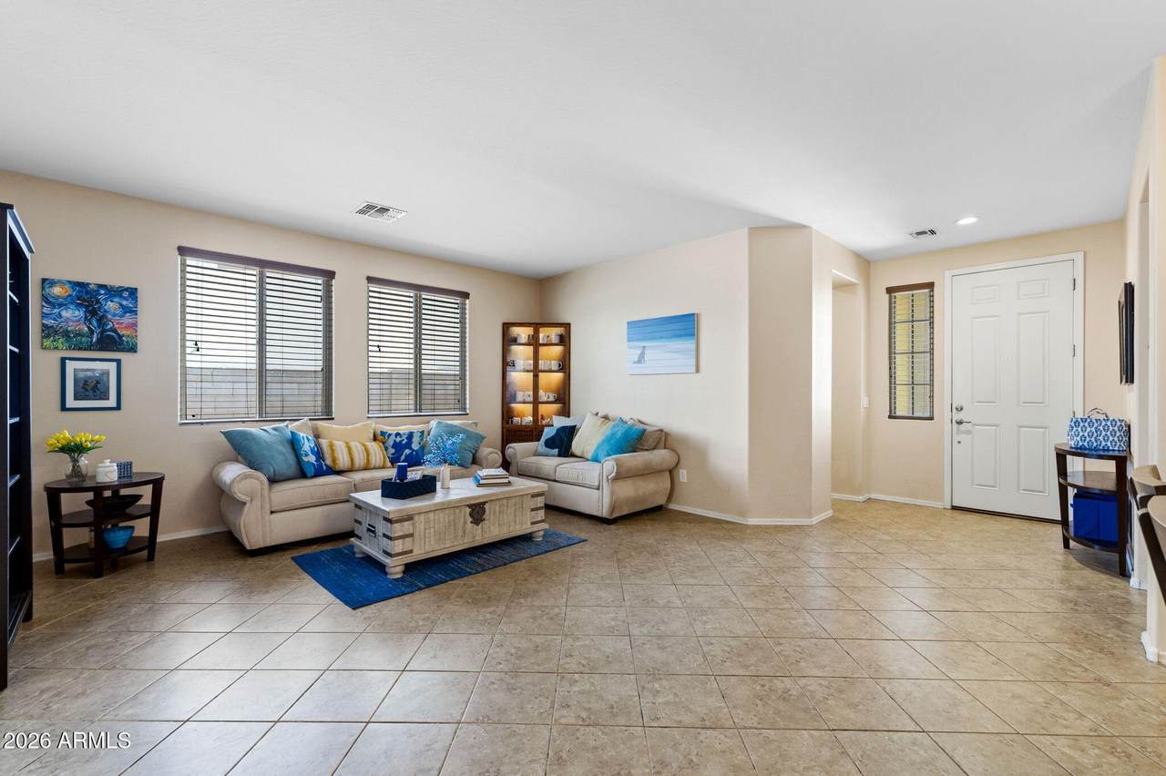3126 Rochelle Street - Photo 1