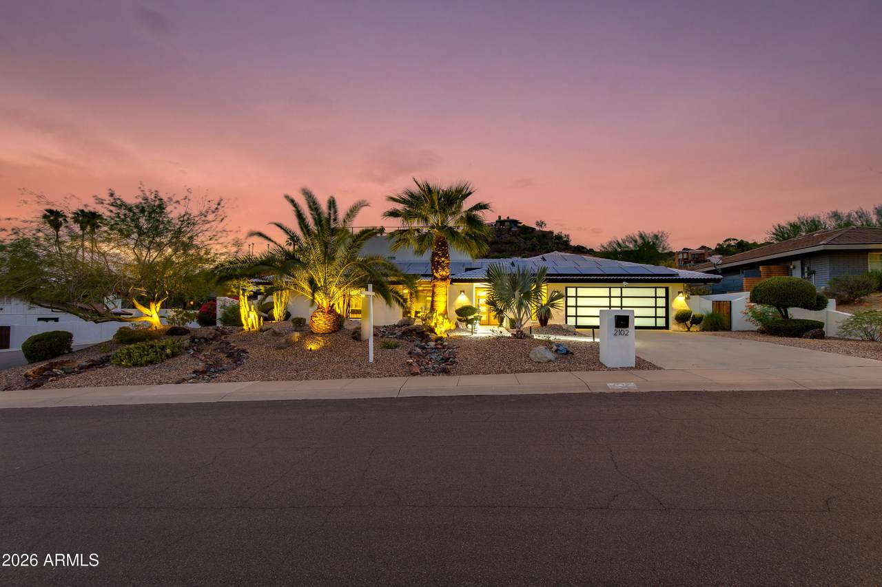 2102 Orangewood Avenue - Photo 1