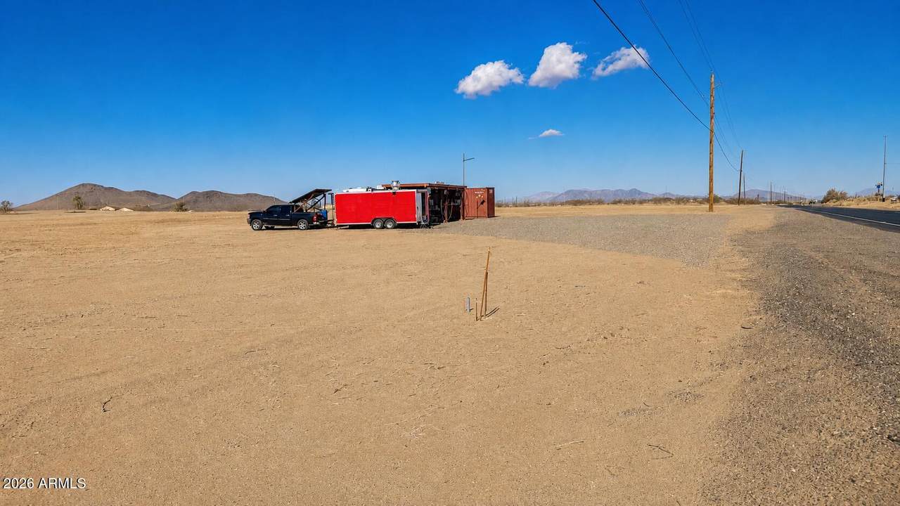 https://bt-photos.global.ssl.fastly.net/armls/1280_boomver_3_7076207-2.jpg