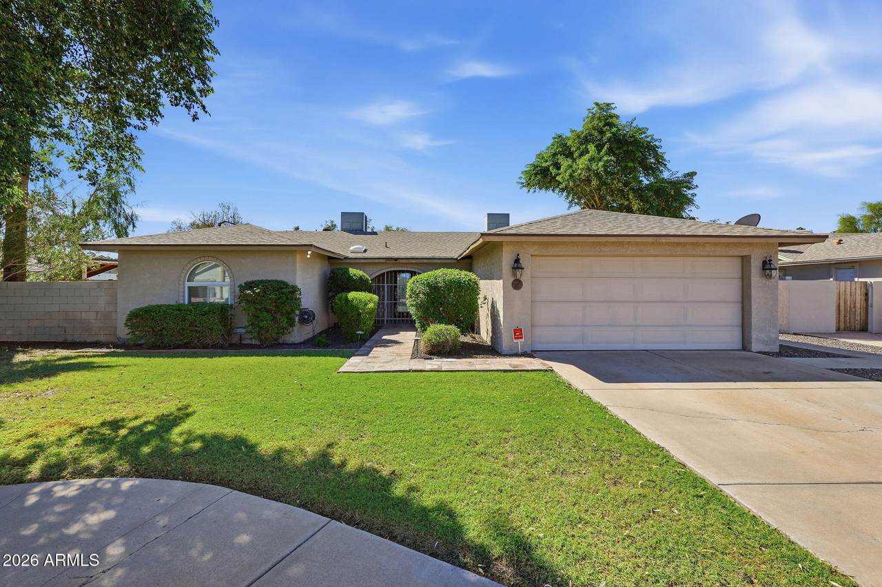 2533 Laguna Azul Avenue - Photo 1
