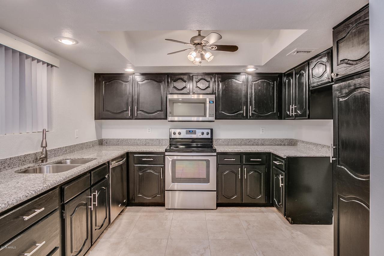 4303 Cactus Road - Photo 1