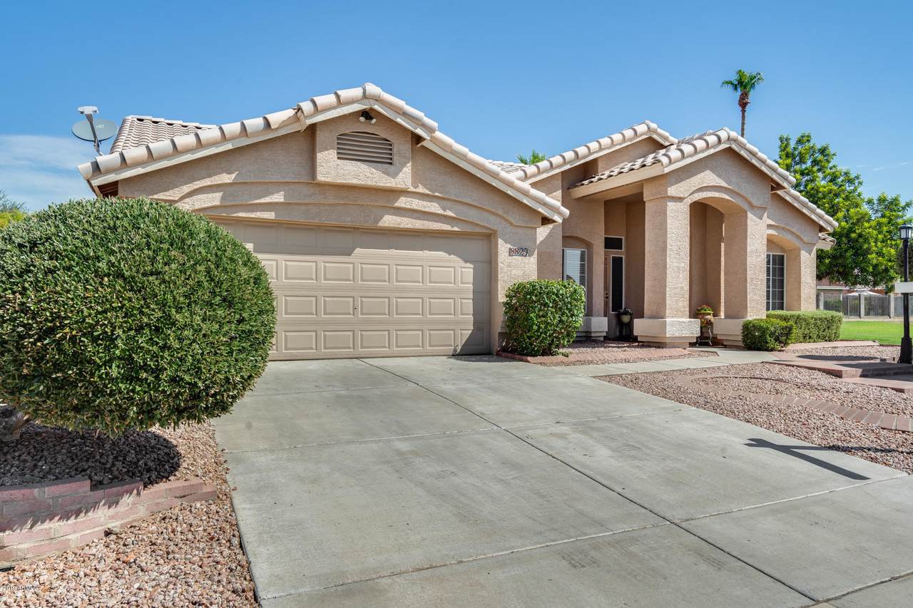 8820 Acapulco Lane - Photo 1