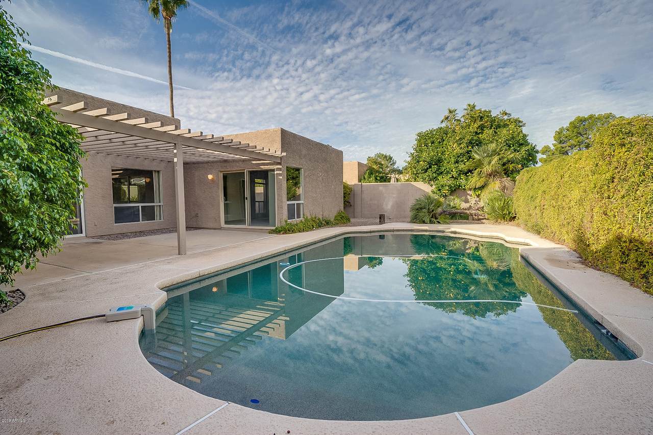 7226 Solano Drive - Photo 1