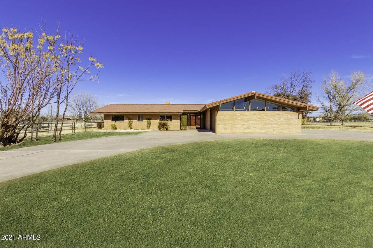 614 Morgan Drive - Photo 1