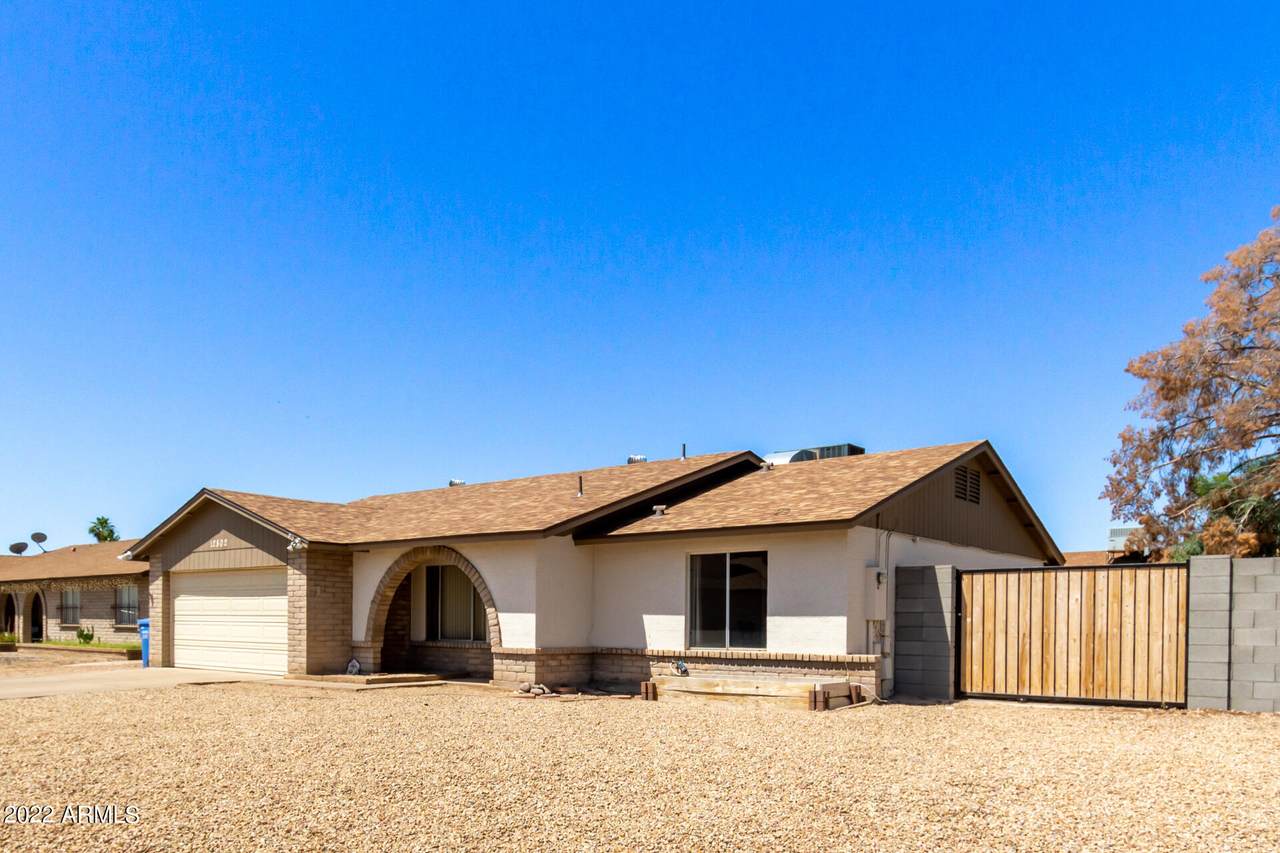 12802 47TH Avenue - Photo 1