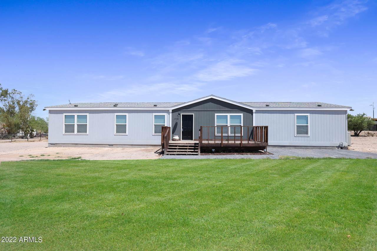 35930 Chickasaw Street - Photo 1