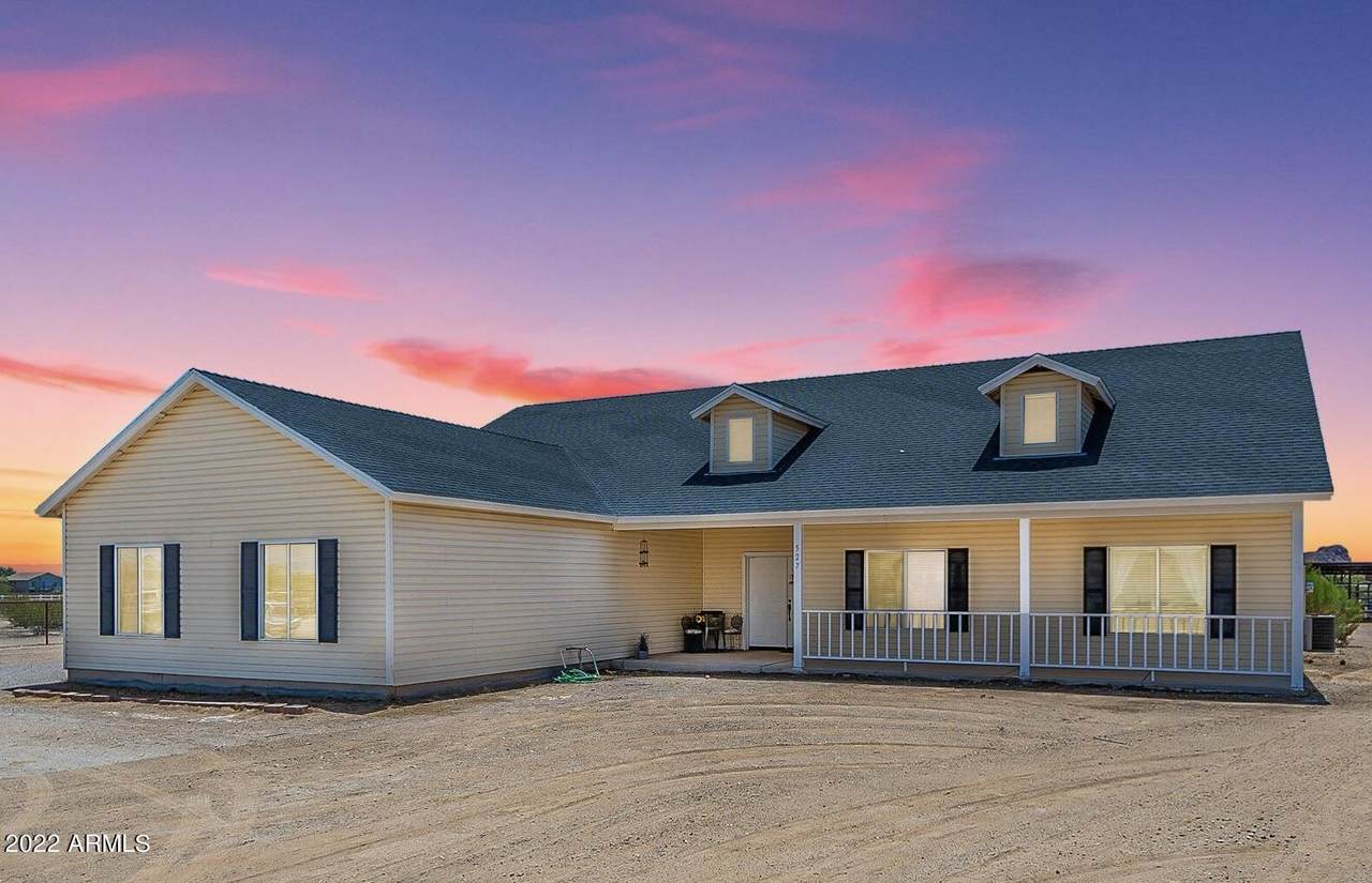 527 Silverdale Road - Photo 1