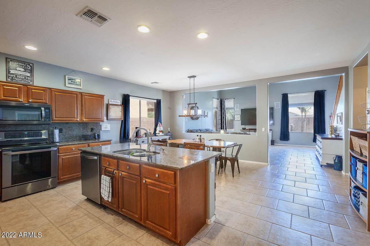 17639 Port Royale Lane - Photo 1