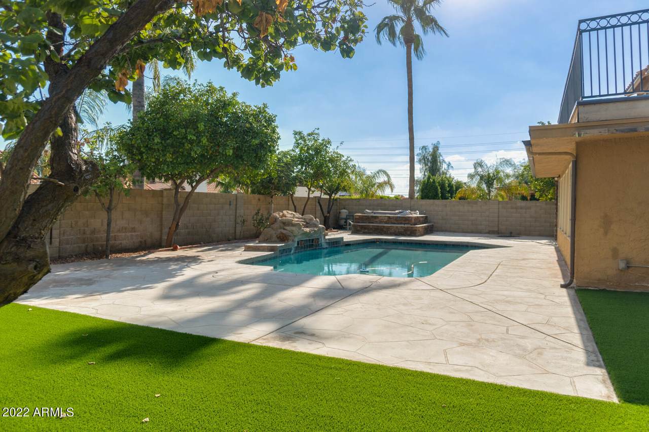 5619 Paradise Lane - Photo 1