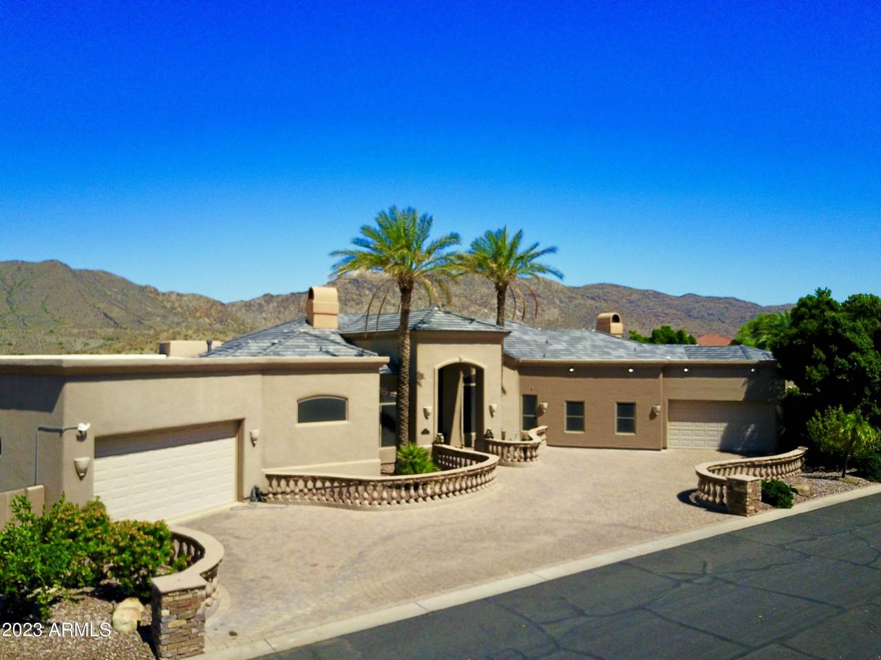 426 Windmere Drive - Photo 1