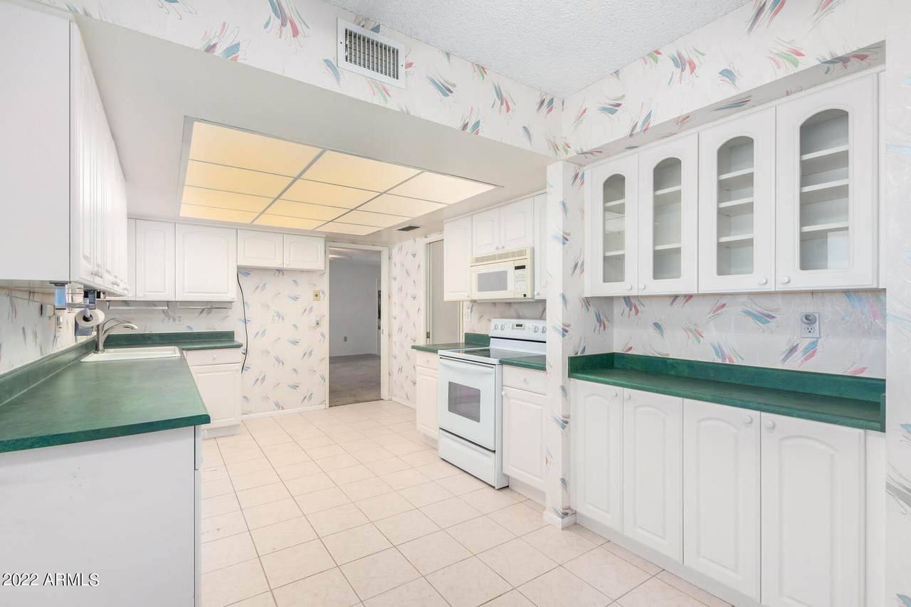 10312 Cameo Drive - Photo 1