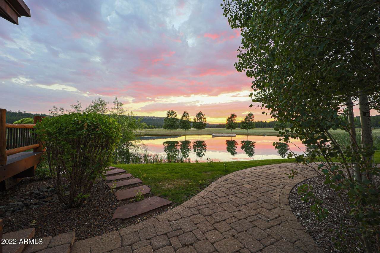 195 Foxboro Road - Photo 1