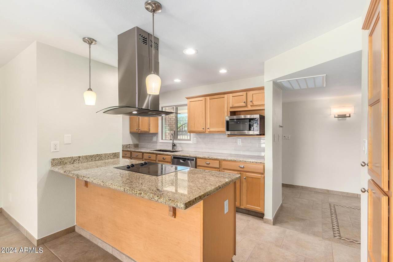 307 El Caminito Drive - Photo 1