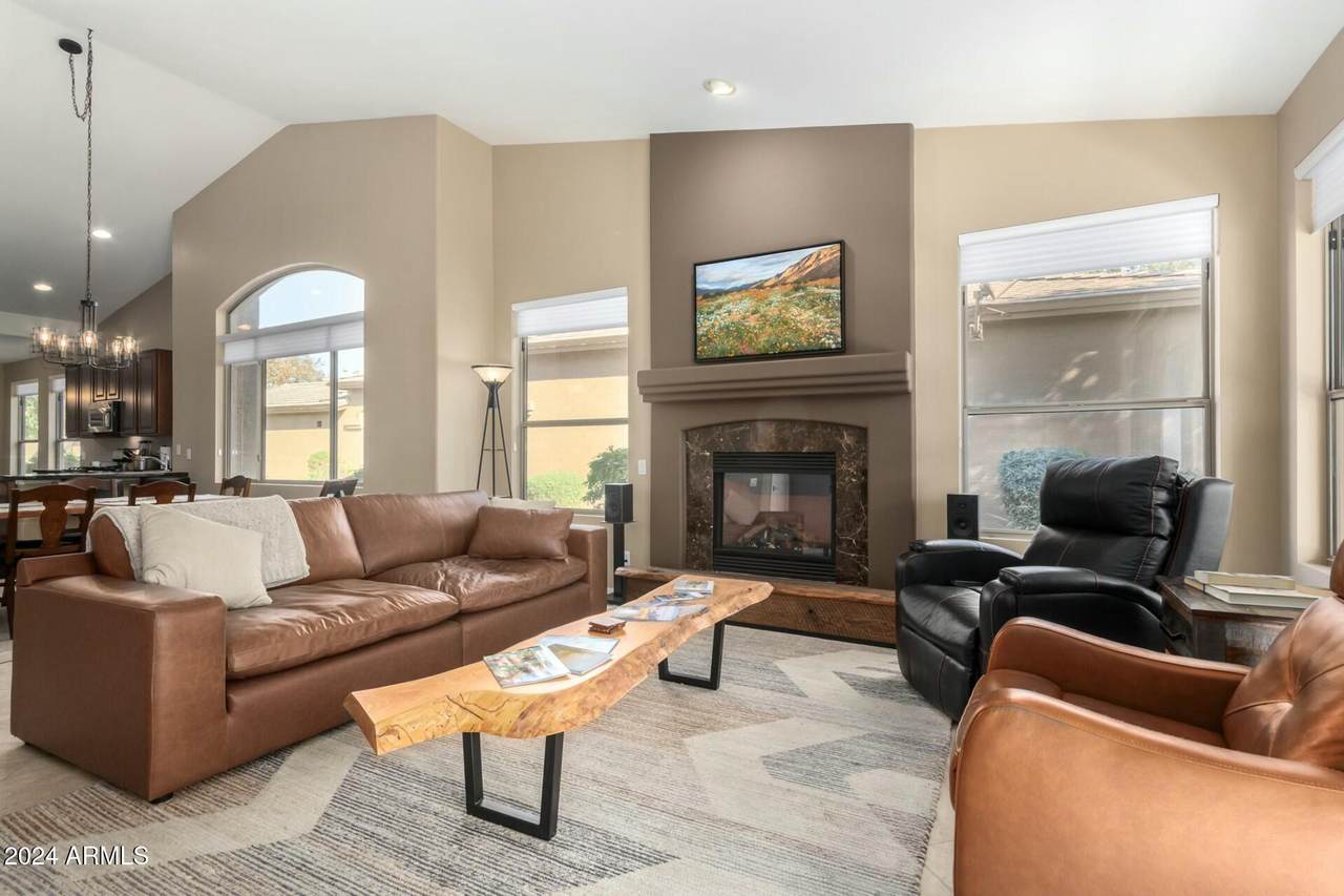 9625 Champagne Drive - Photo 1