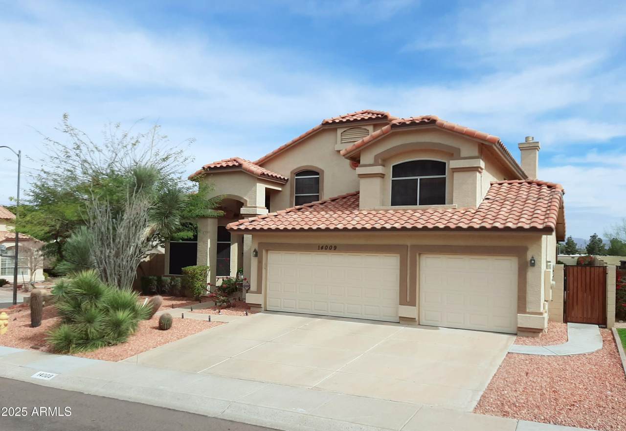 14009 30TH Street - Photo 1