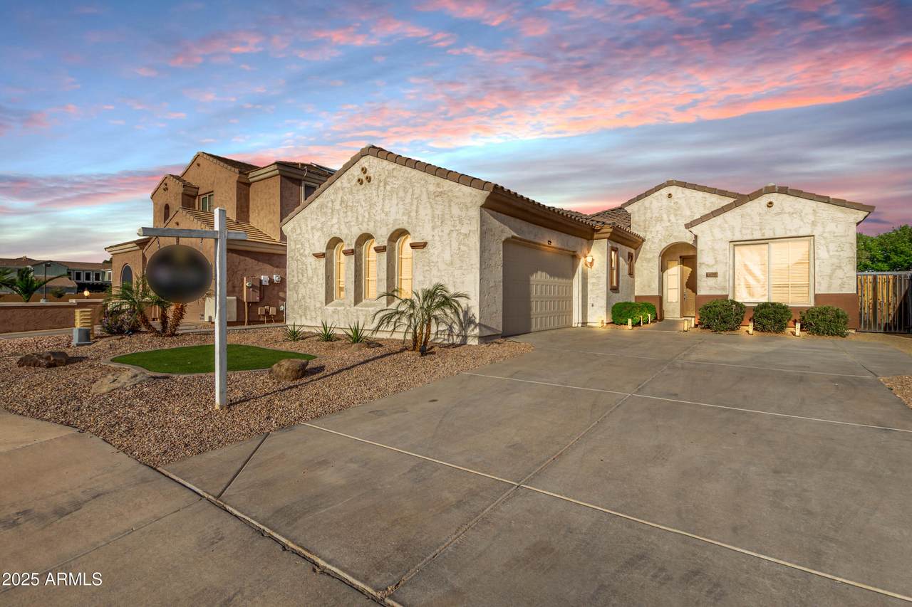 6915 Sapphire Way - Photo 1