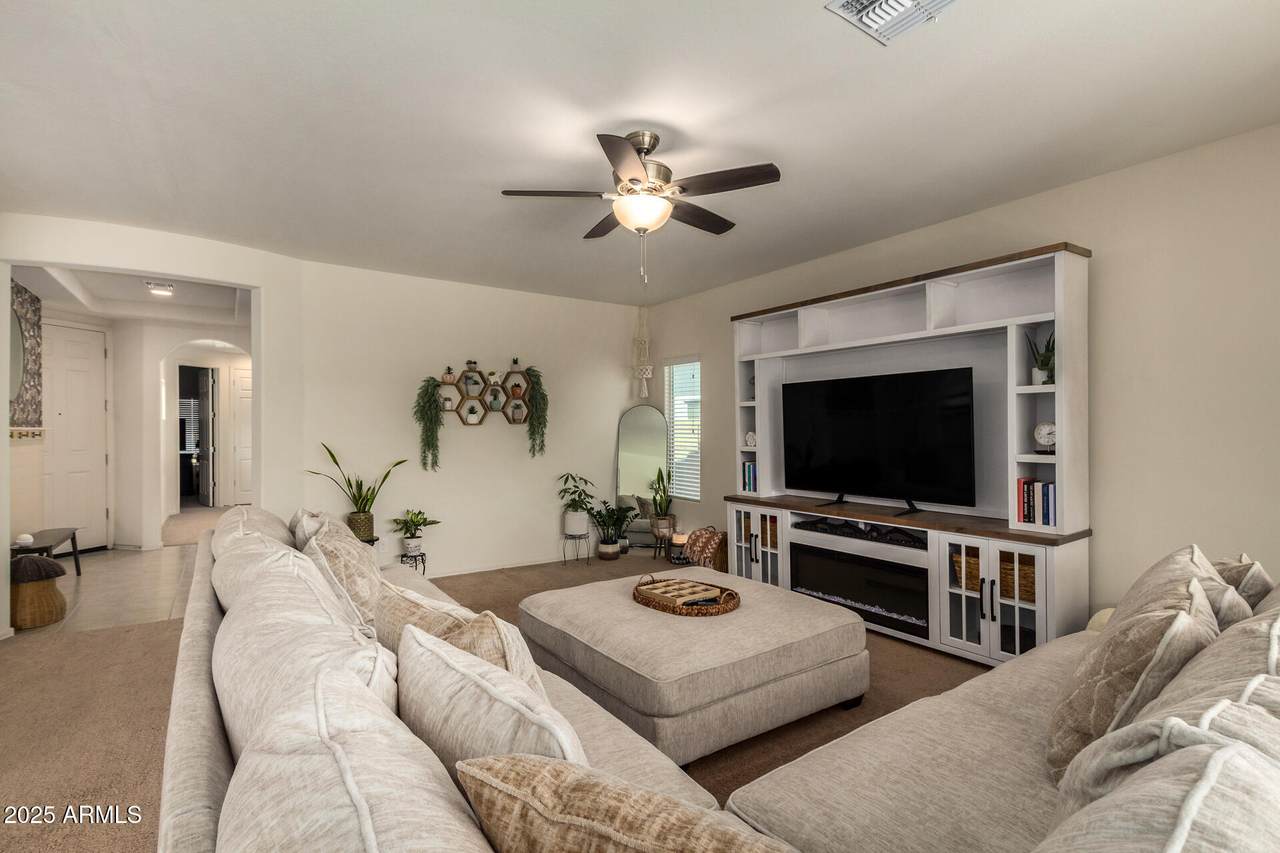 5593 Trenton Way - Photo 1