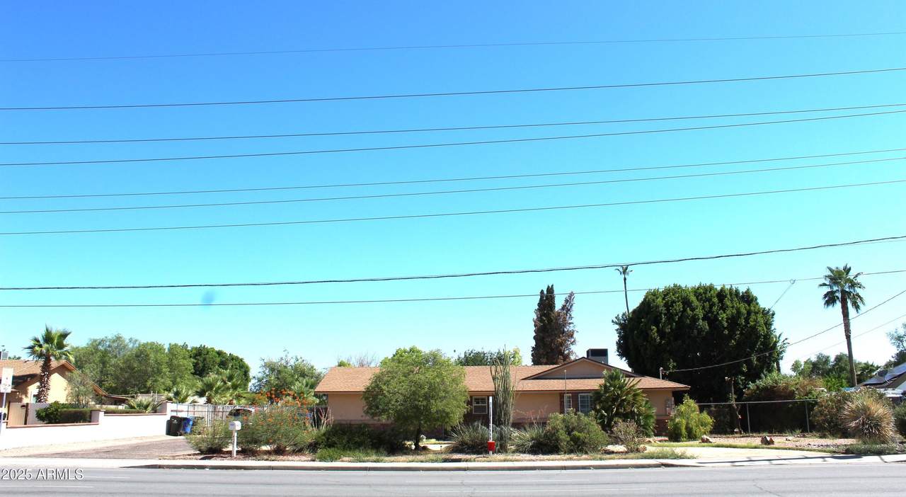 4321 Greenway Road - Photo 1