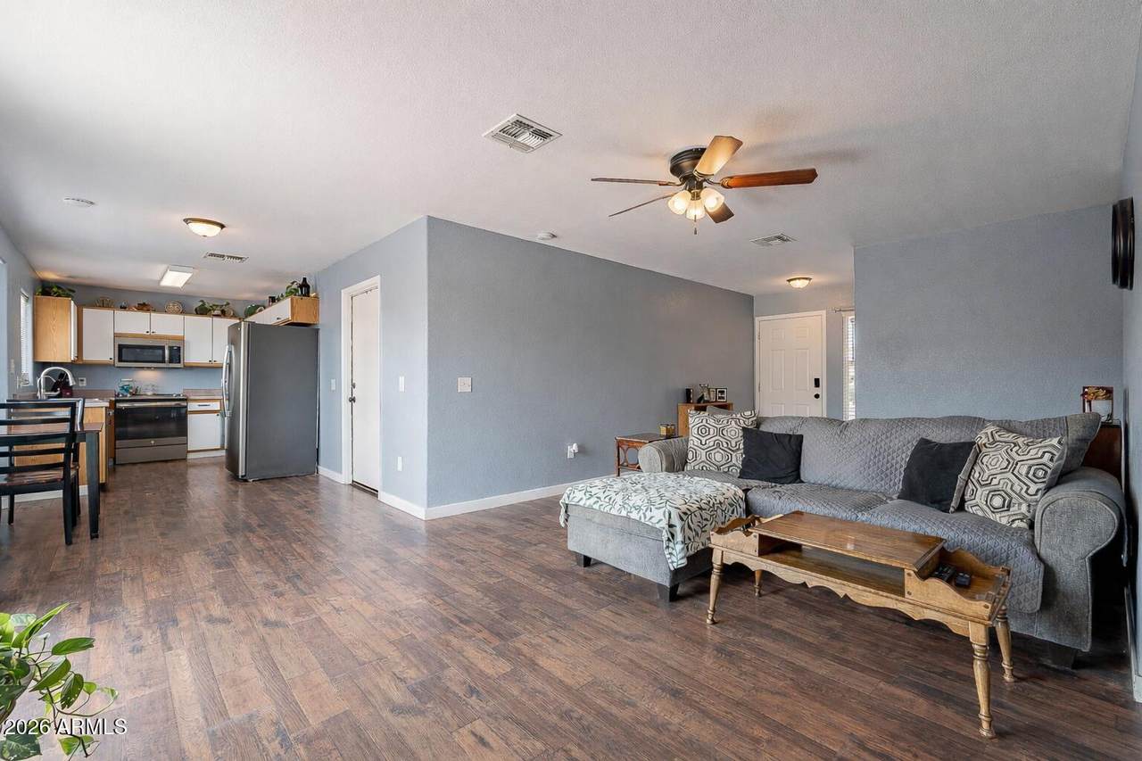 803 Hess Avenue - Photo 1