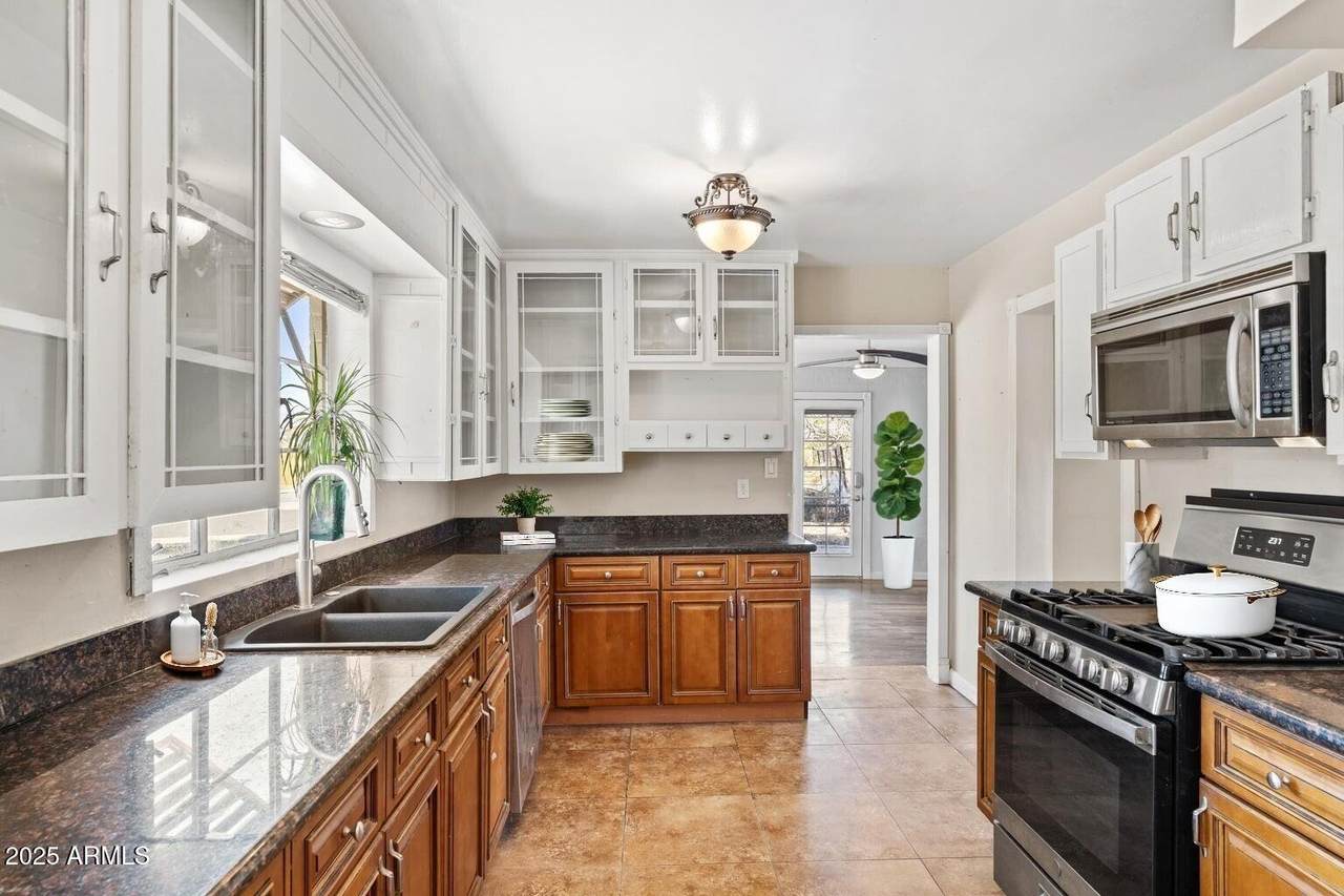 1749 Monterosa Street - Photo 1