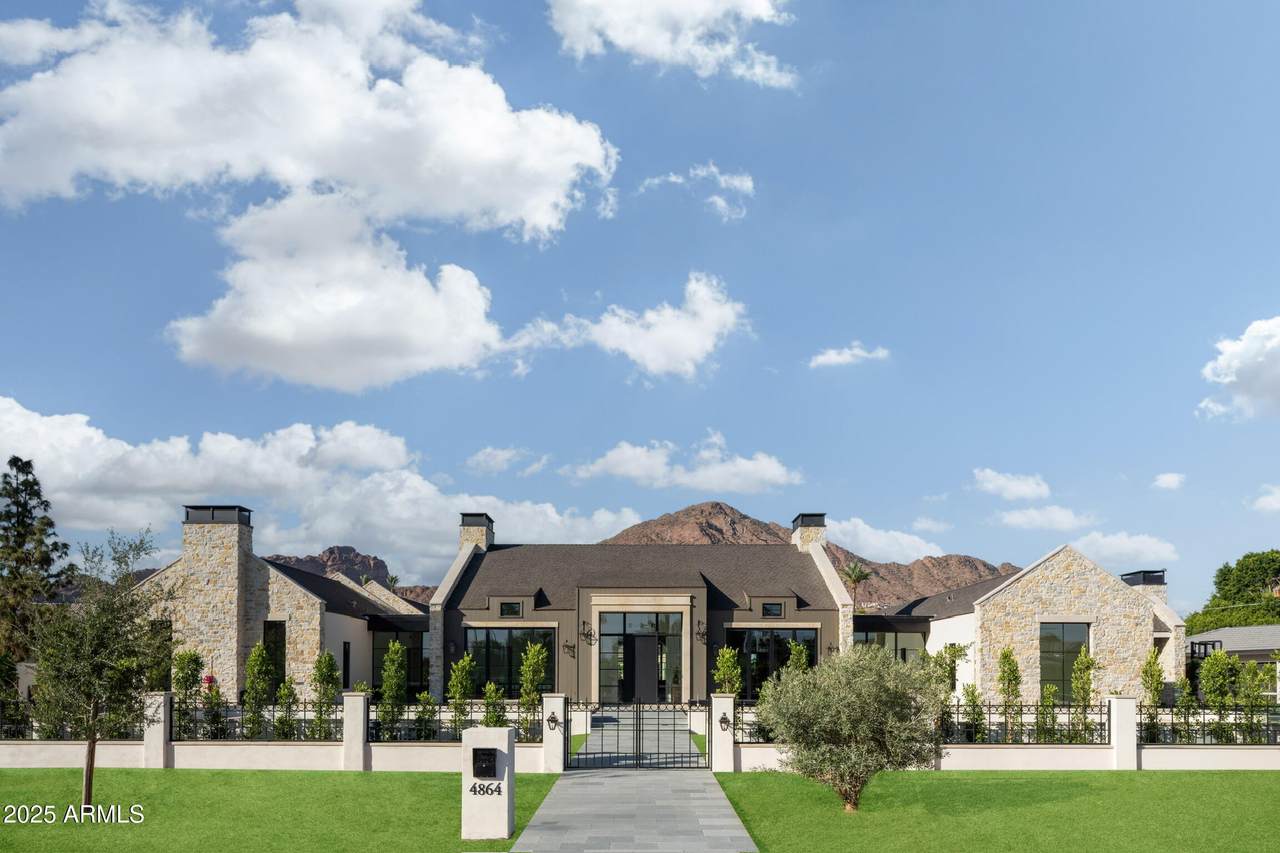 4864 Lafayette Boulevard - Photo 1