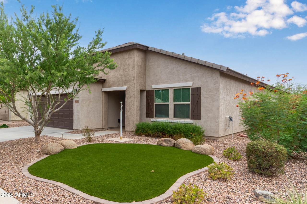 5629 Montebello Way - Photo 1