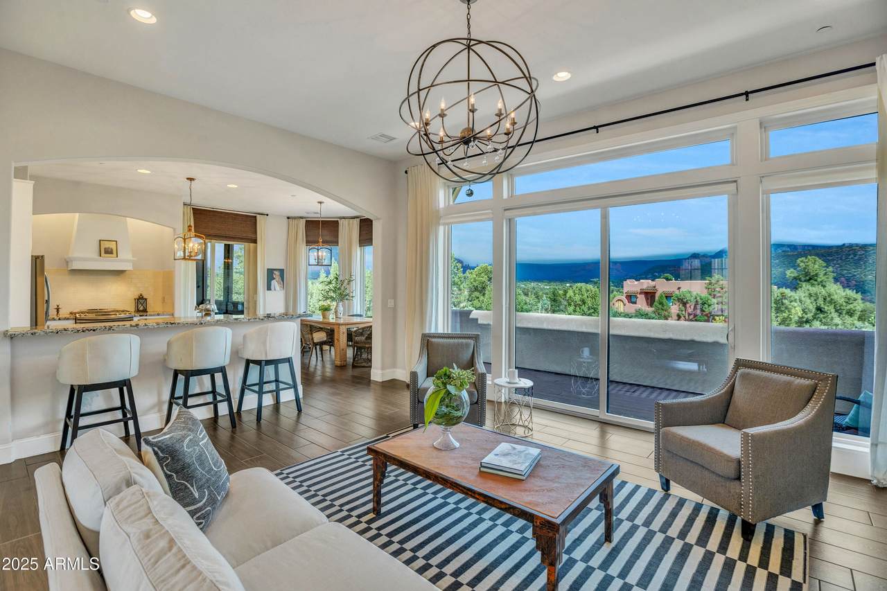 160 Salido Del Sol - Photo 1