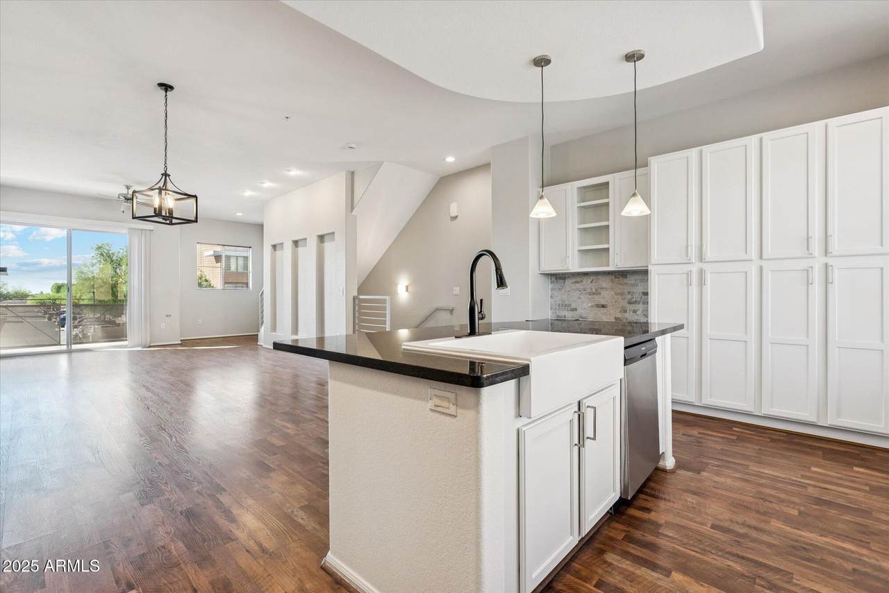 6745 93RD Avenue - Photo 1