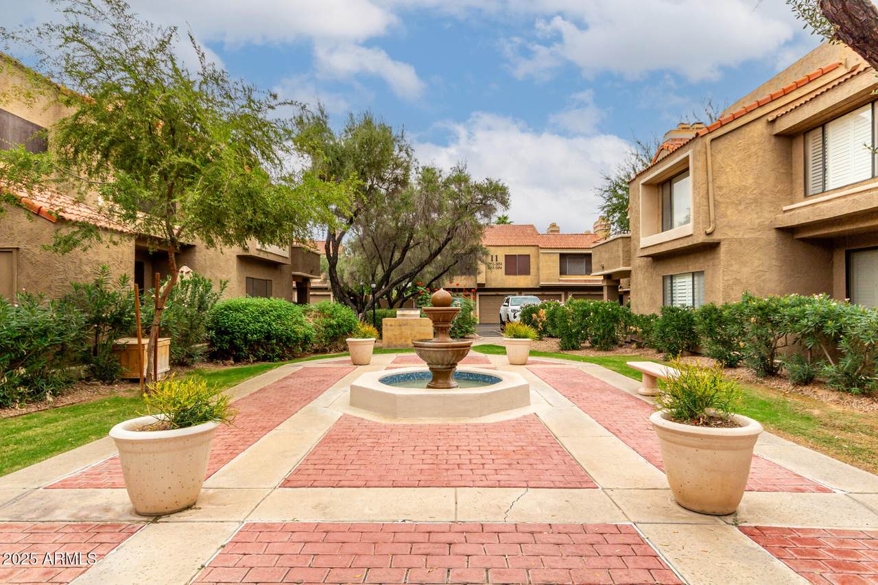 5122 Shea Boulevard - Photo 1