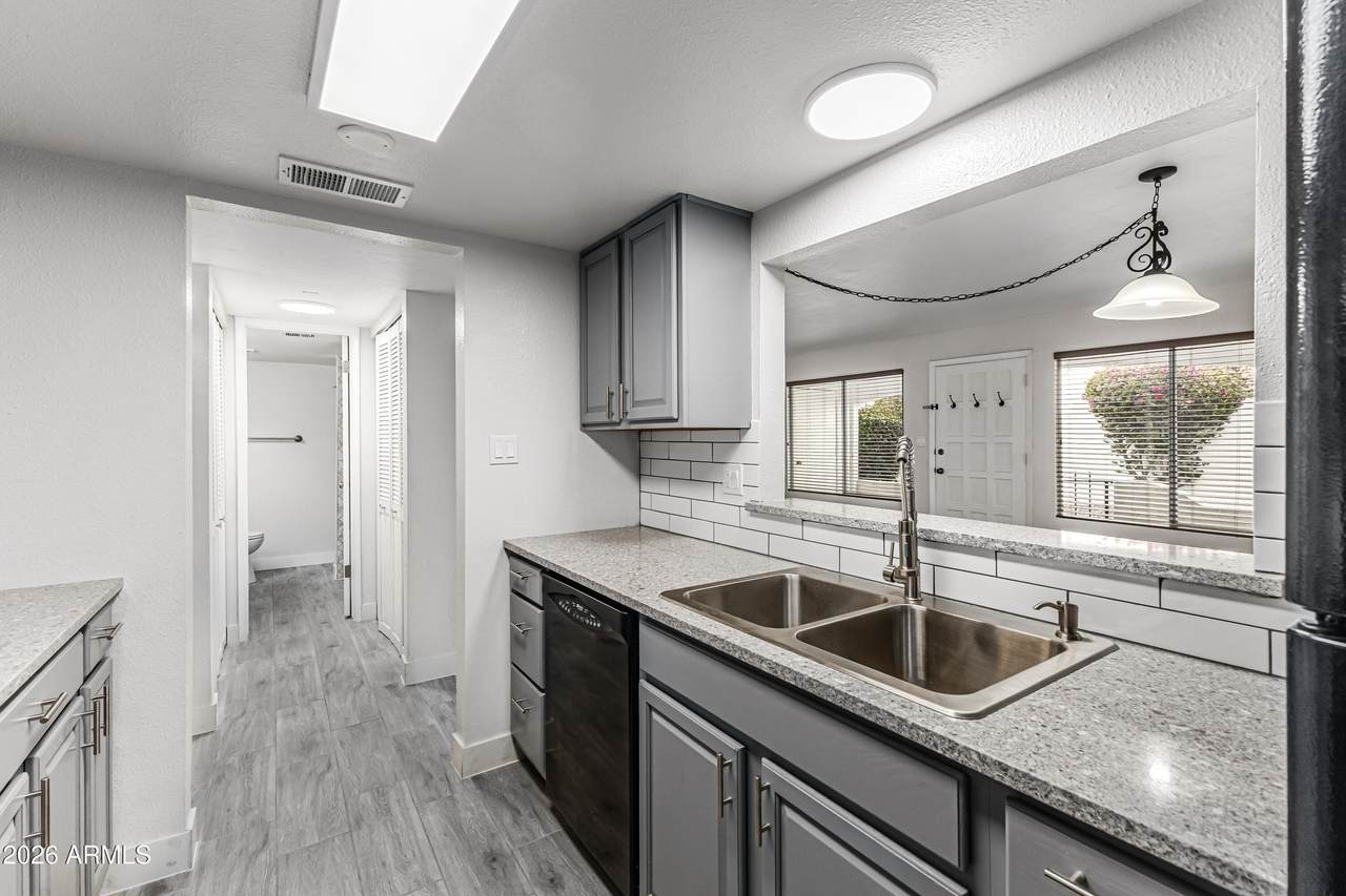 240 Old Litchfield Road - Photo 1