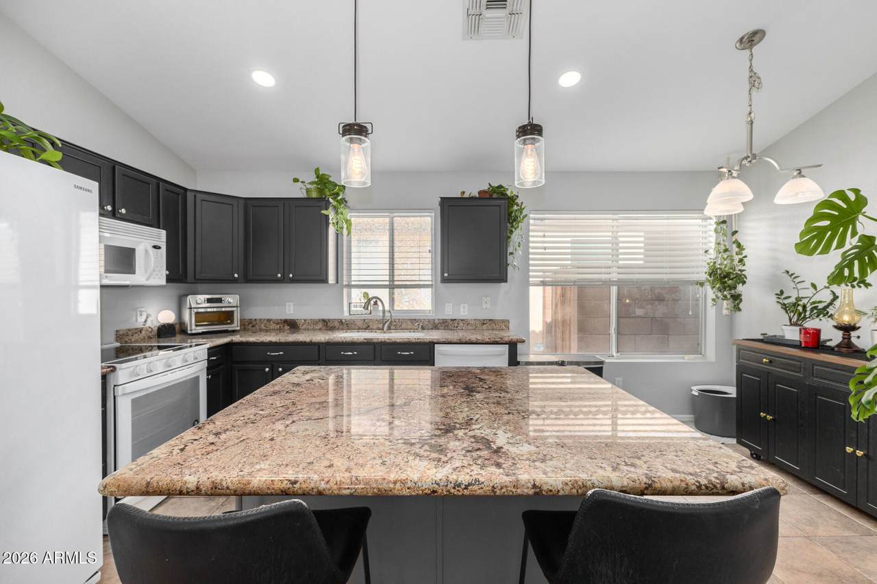 18631 5th Drive - Photo 1