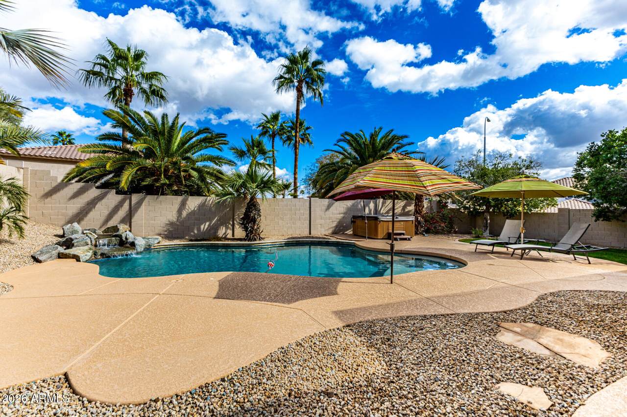 960 Myrtle Drive - Photo 1