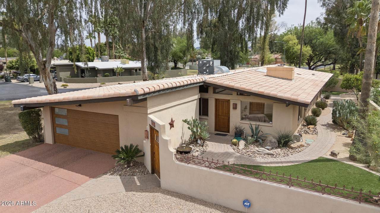 601 Gibraltar Lane - Photo 1