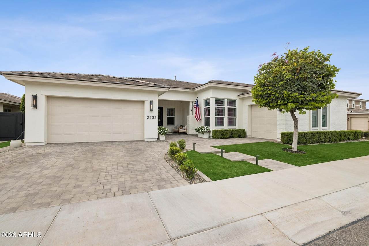 2633 Geronimo Street - Photo 1