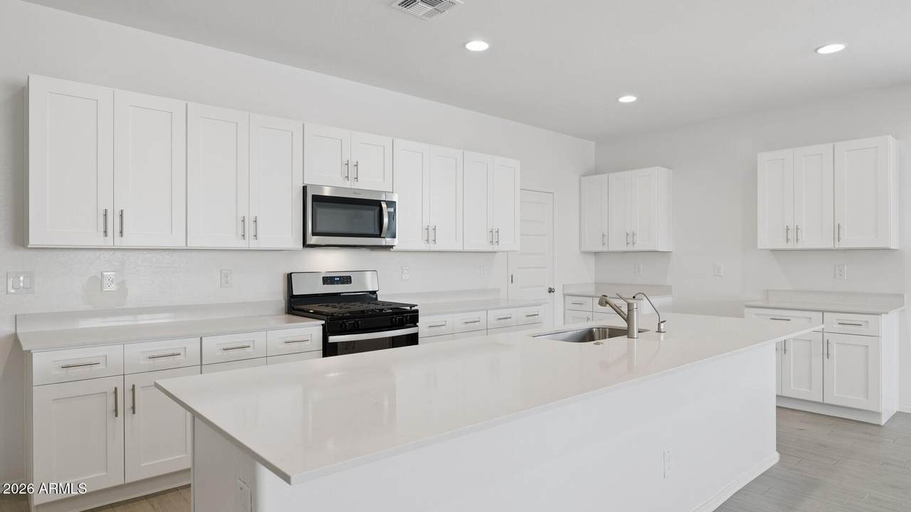 46591 Skyline Drive - Photo 1
