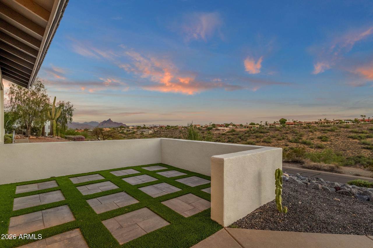 15520 Sunburst Drive - Photo 1