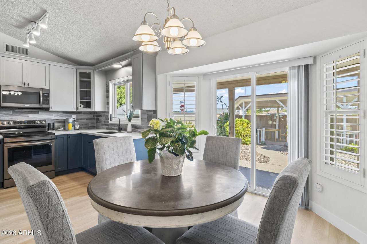 3025 Bremen Street - Photo 1