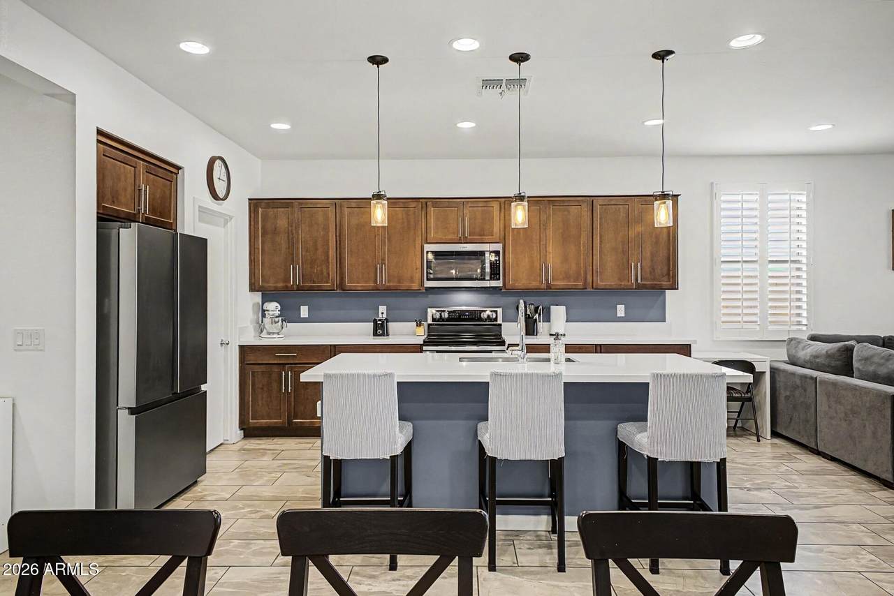 4827 119TH Drive - Photo 1