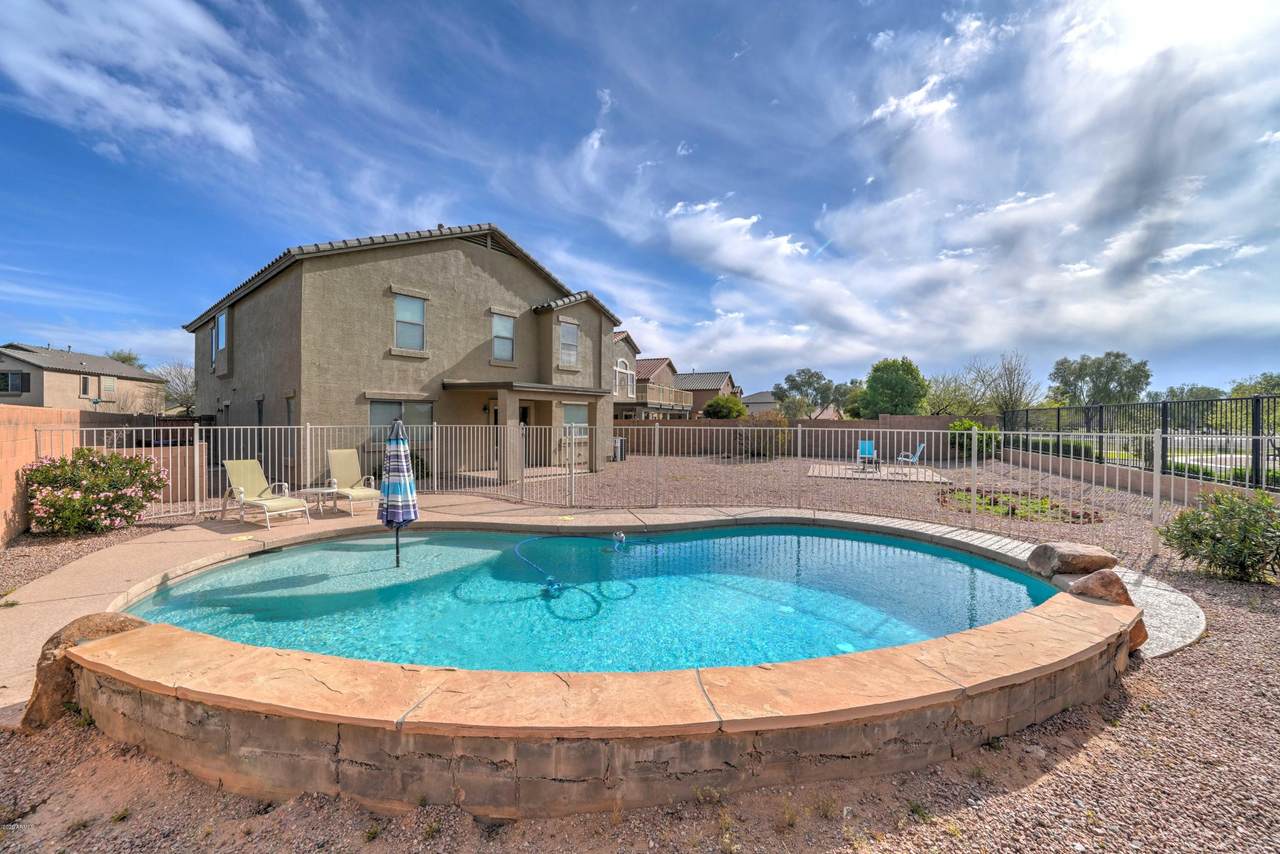 951 Saddle Way - Photo 1