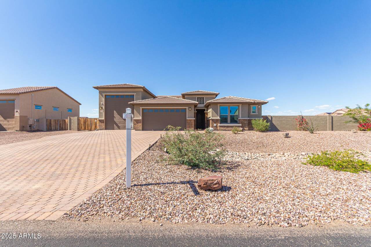 13524 Sierra Vista Drive - Photo 1