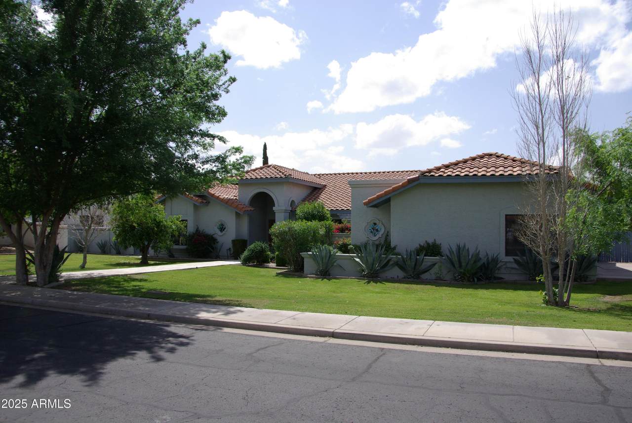 4119 Glencove Street - Photo 1