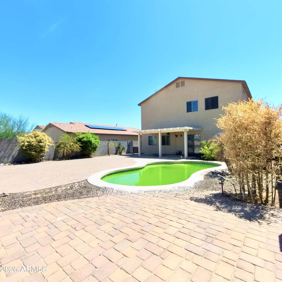 5708 Sunrise Circle - Photo 1