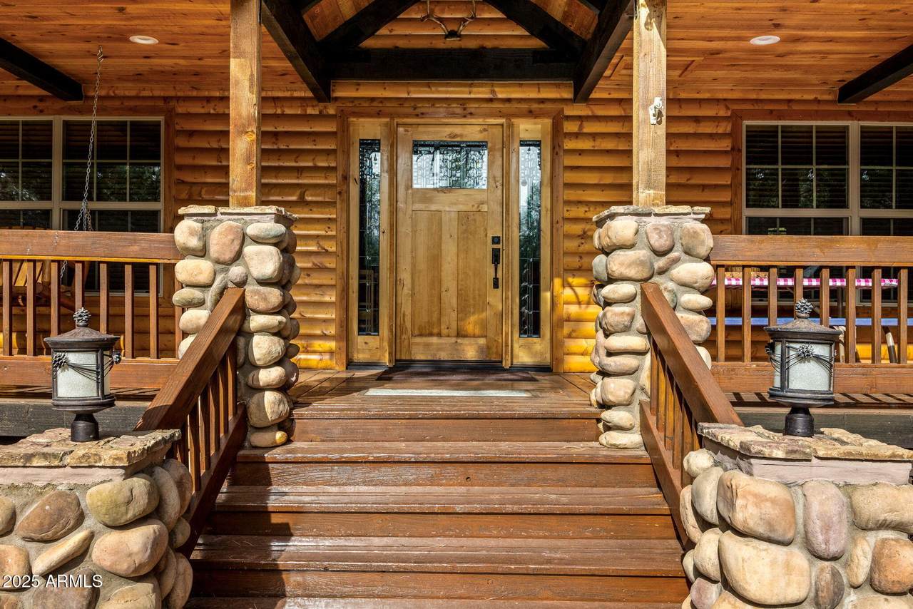 576 County Road 1122 - Photo 1